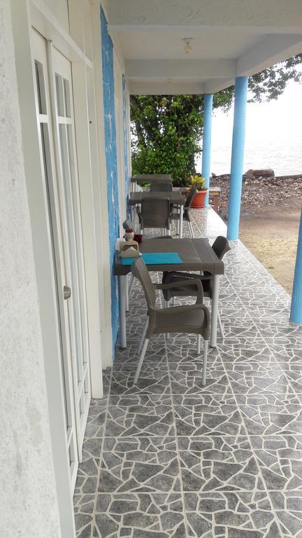 Posada Ocean View Fresh Water Bay Exterior foto